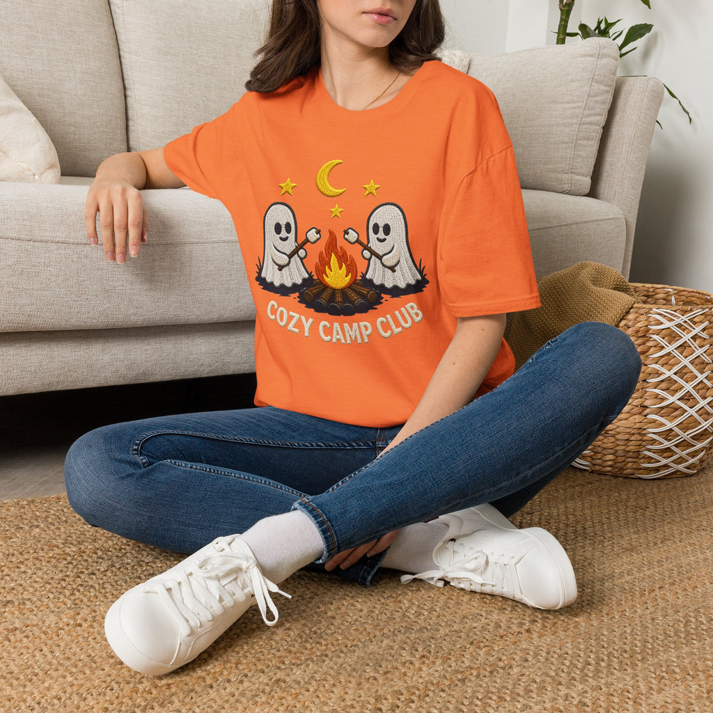 Cozy Camp Club Brodded  T-shirt