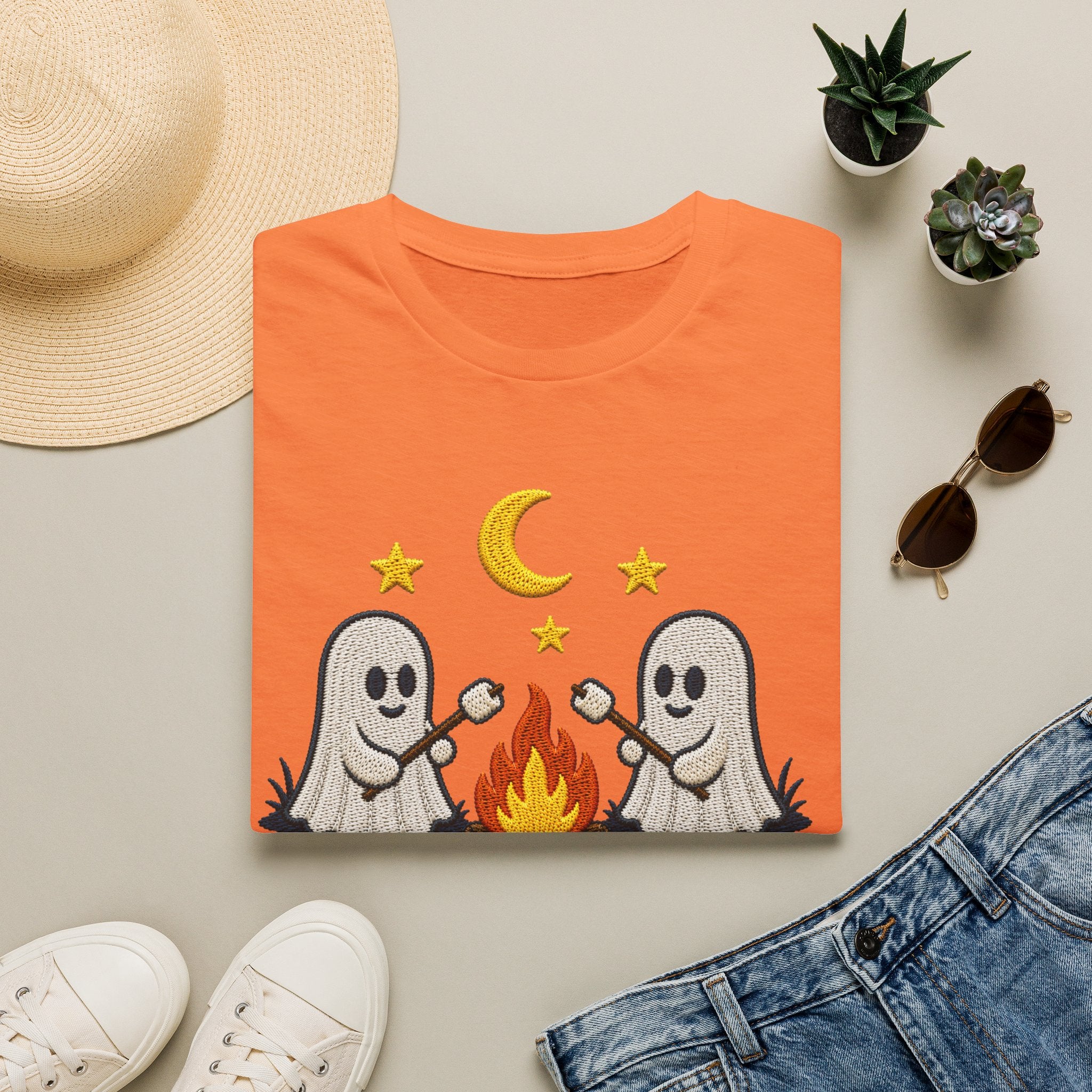 Cozy Camp Club Brodded  T-shirt
