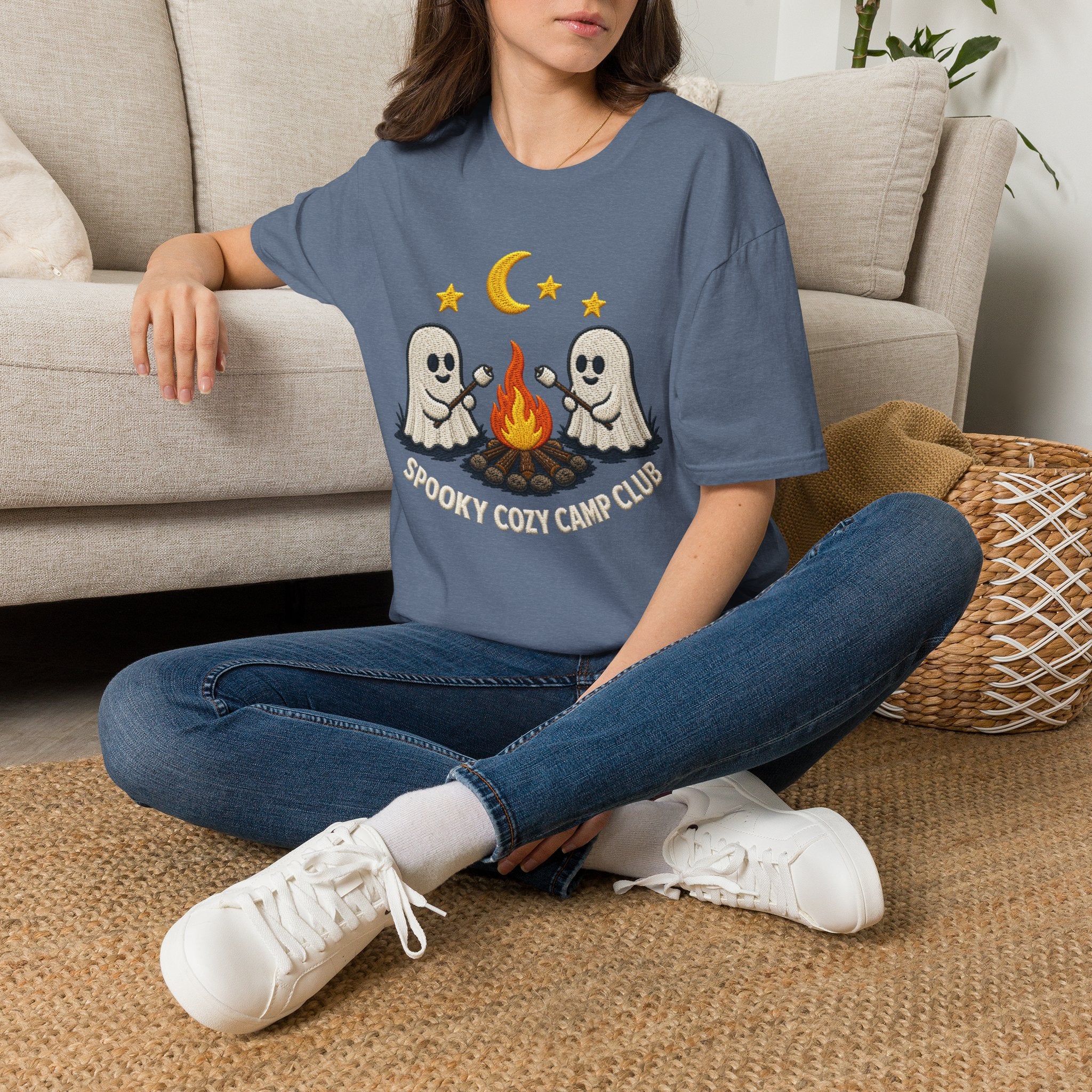 Cozy Camp Club Brodded  T-shirt EDITION 2025