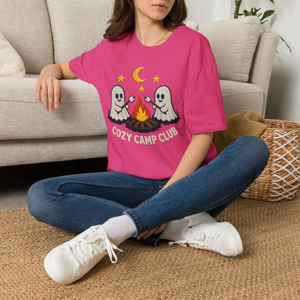 Cozy Camp Club Brodded  T-shirt